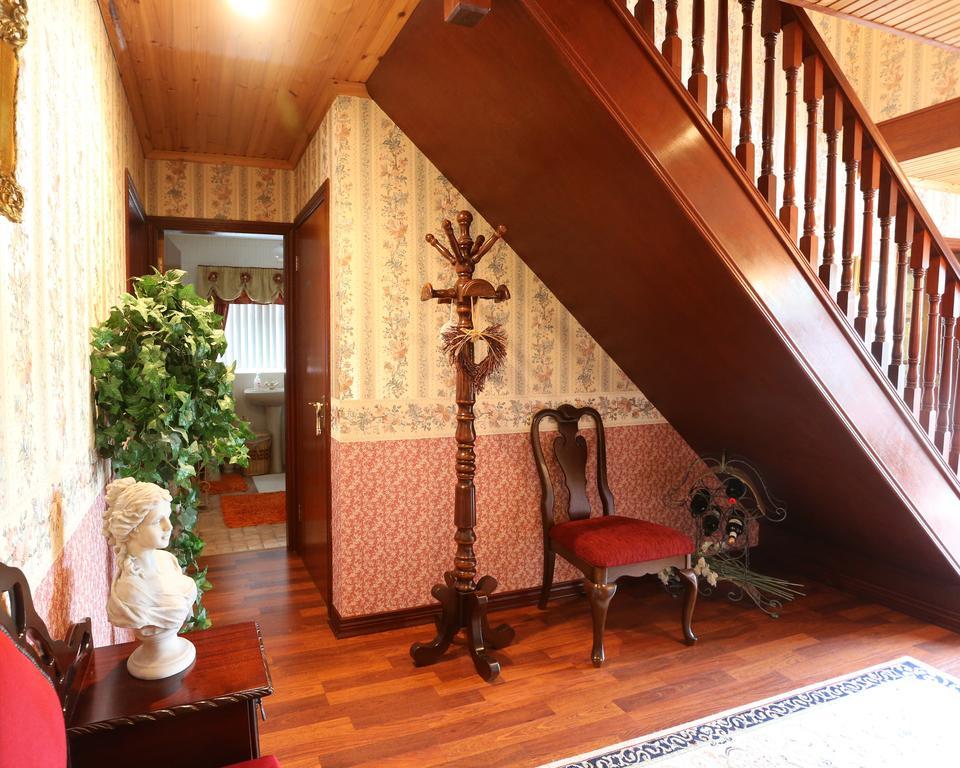 Sleepy Hollow B&B แบลลีมีนา ภายนอก รูปภาพ